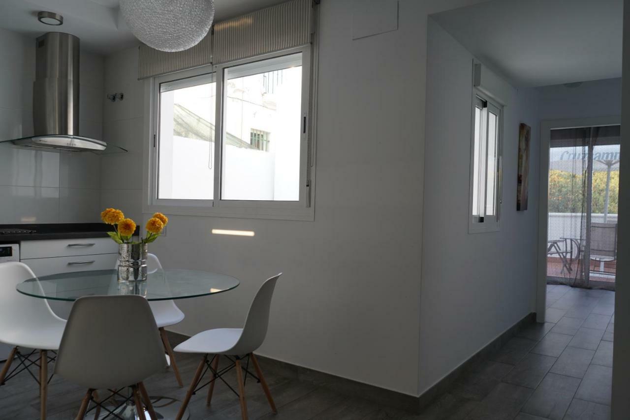 סביליה Atico Con Terraza En Alameda De Hercules מראה חיצוני תמונה